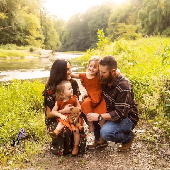 5 Star Rated and Fast Shipper! - Picture 2 of 3